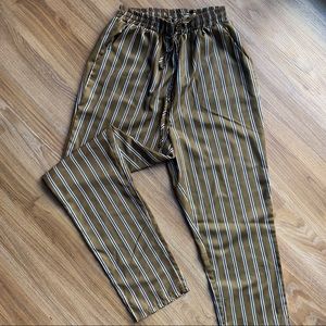 Striped tapered pants